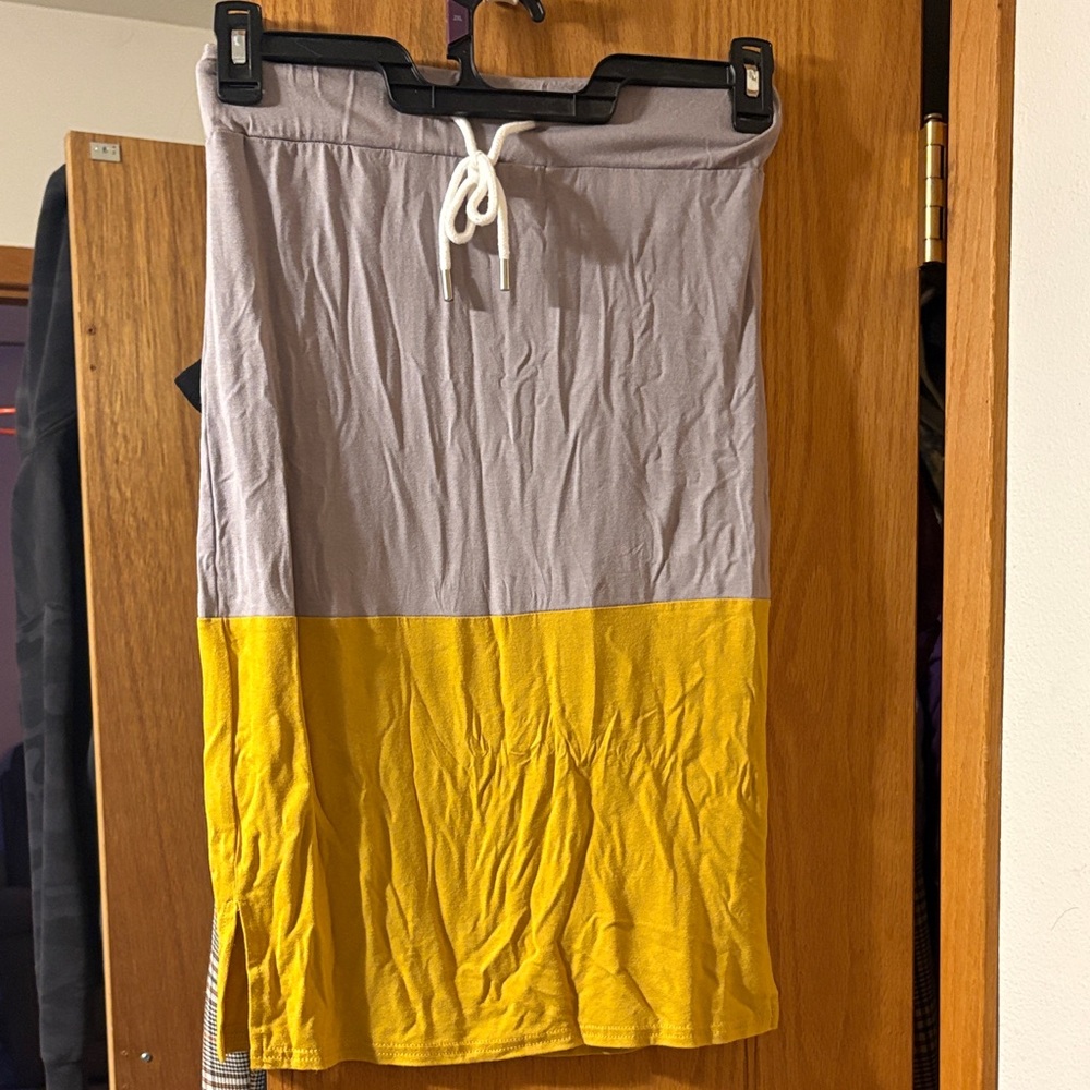 Two-Tone Gray and Yellow Women's Skirt